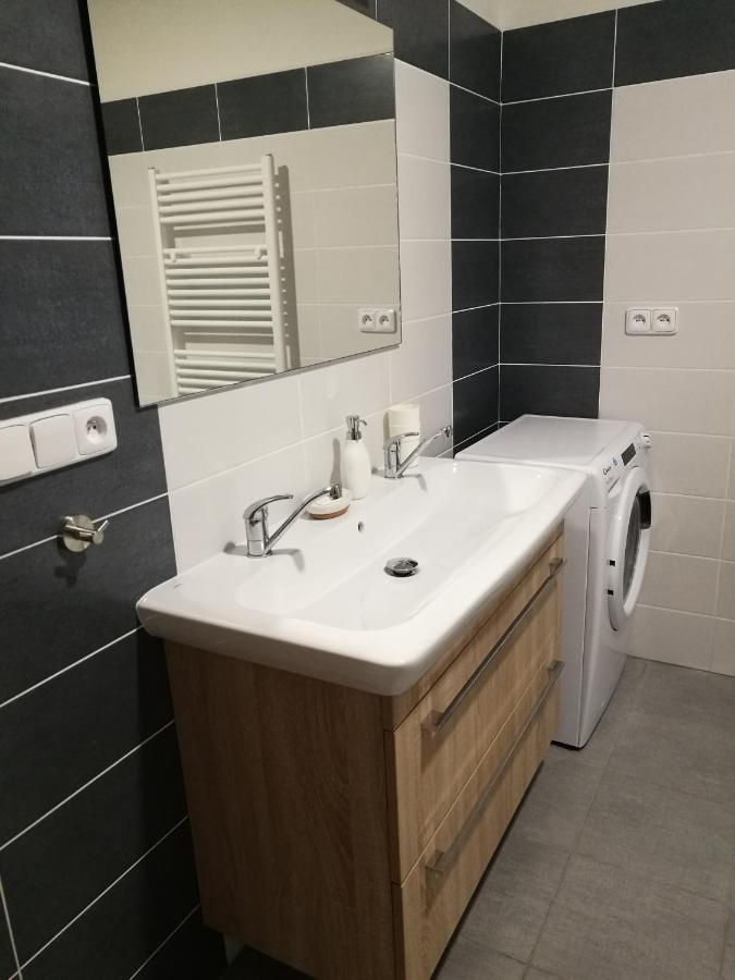 Apartman G4 Maty Frymburk Εξωτερικό φωτογραφία